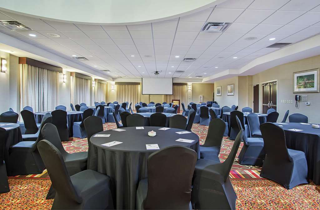 Hilton Garden Inn Pikeville Restaurant photo